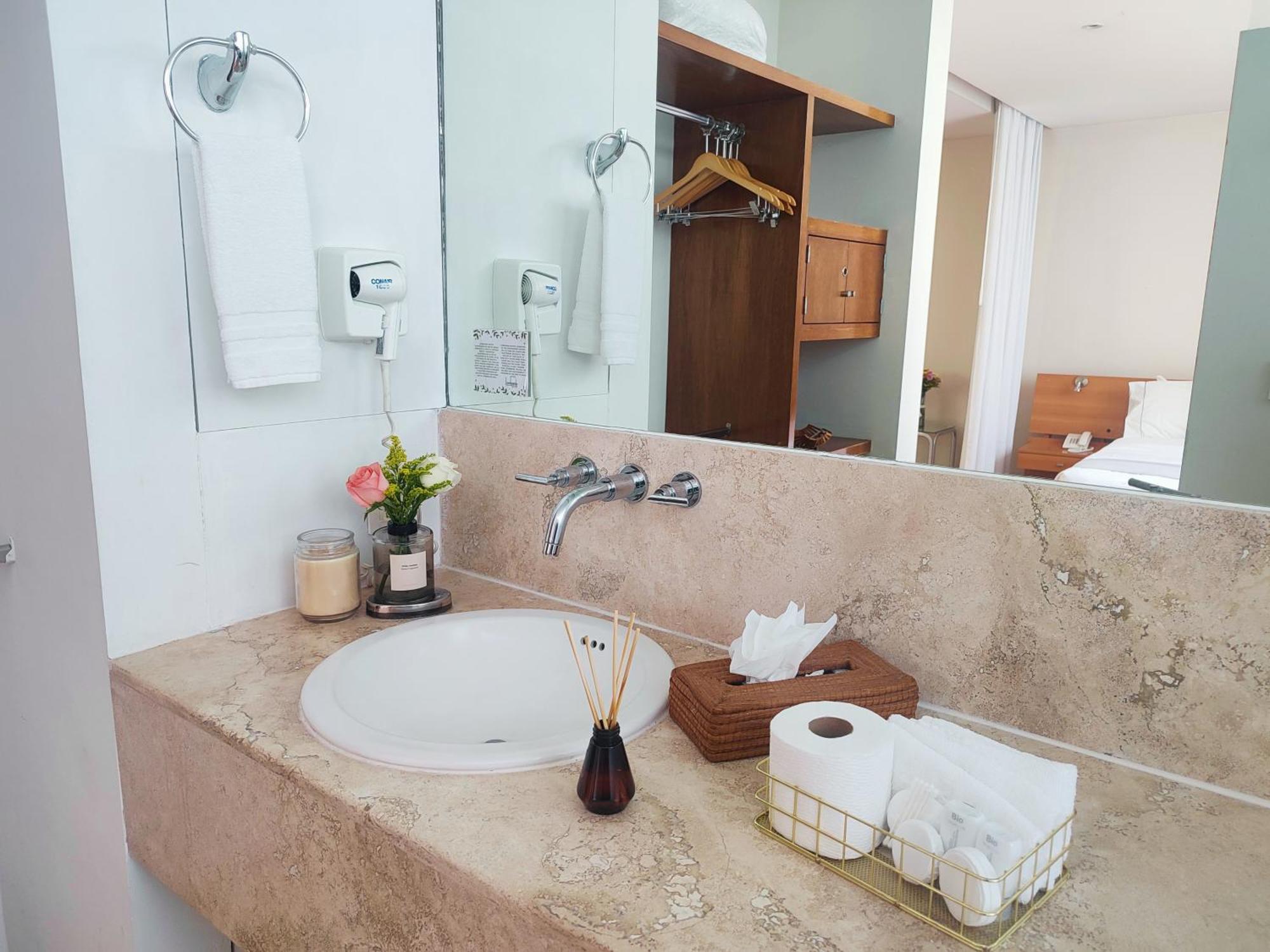 Lombardo Suites مدينة مكسيكو المظهر الخارجي الصورة